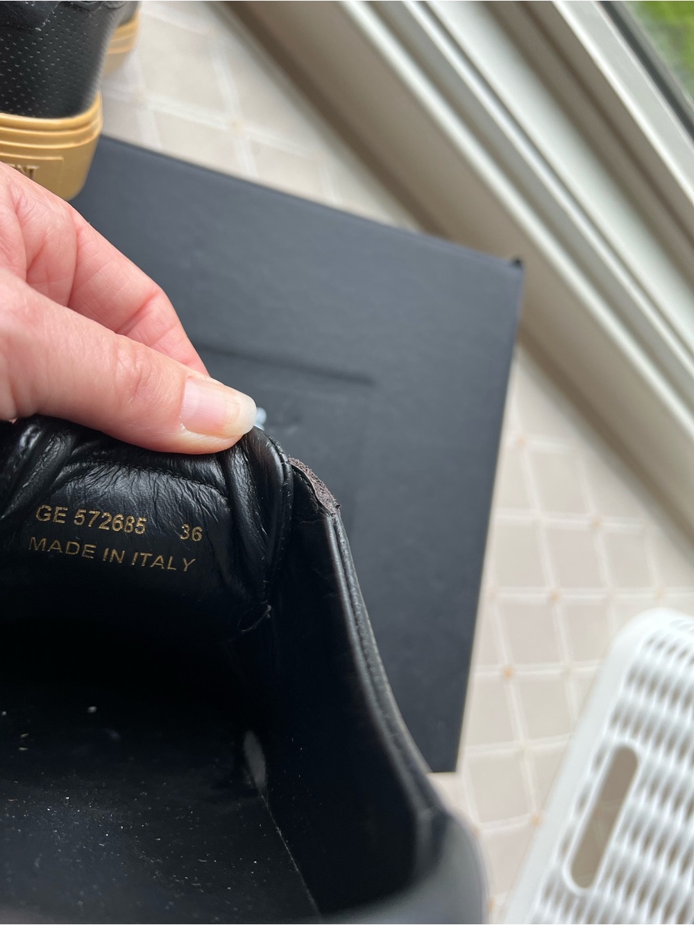 Saint Laurent Black Leather Low-Top Sneakers with Tan Gum Sole - Picture 11 of 14